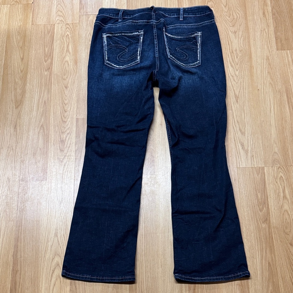 Silver Jeans size 14 14/31 Avery Slim Boot Dark Blue BootCut Women's Jeans - Picture 5 of 10